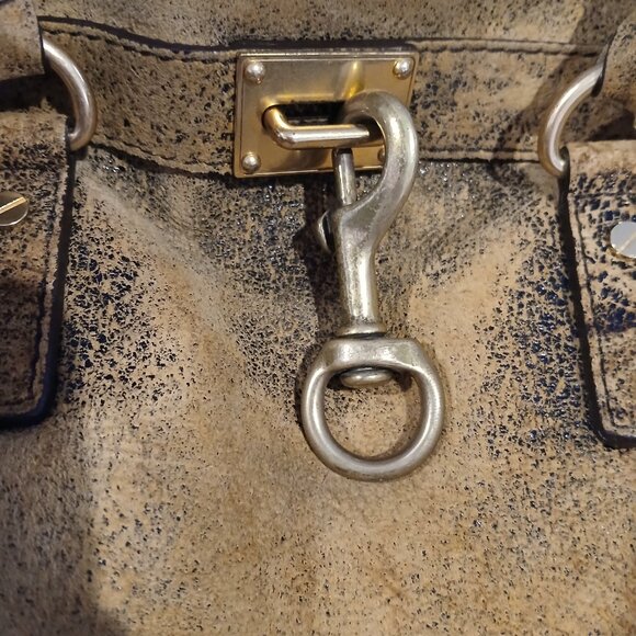 Michael Kors Distressed Satchel & Wallet - Picture 16 of 16